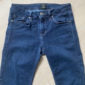 just black dark blue jeans ripped